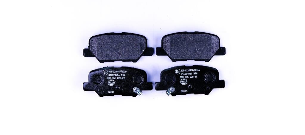 Jeu de 4 plaquettes de frein HELLA ref. 8DB 355 020-291