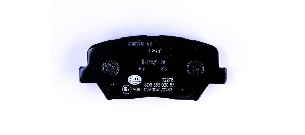 Jeu de 4 plaquettes de frein HELLA ref. 8DB 355 020-871