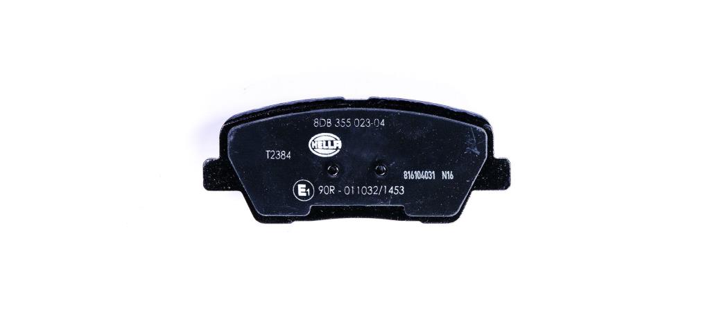 Jeu de 4 plaquettes de frein HELLA ref. 8DB 355 023-041