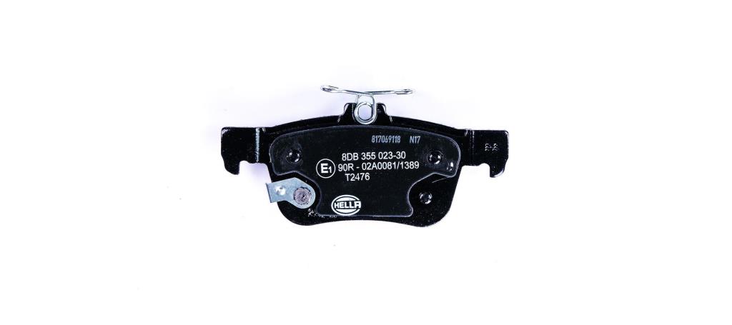 Jeu de 4 plaquettes de frein HELLA ref. 8DB 355 023-301