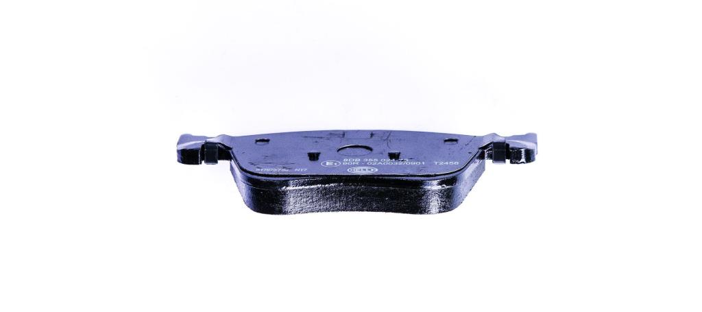 Jeu de 4 plaquettes de frein HELLA ref. 8DB 355 024-751