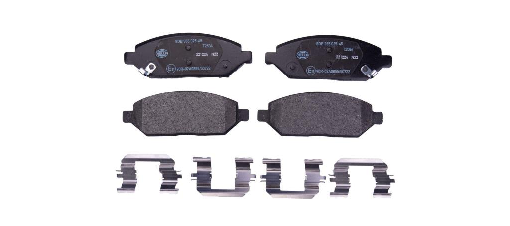Jeu de 4 plaquettes de frein HELLA ref. 8DB 355 025-451