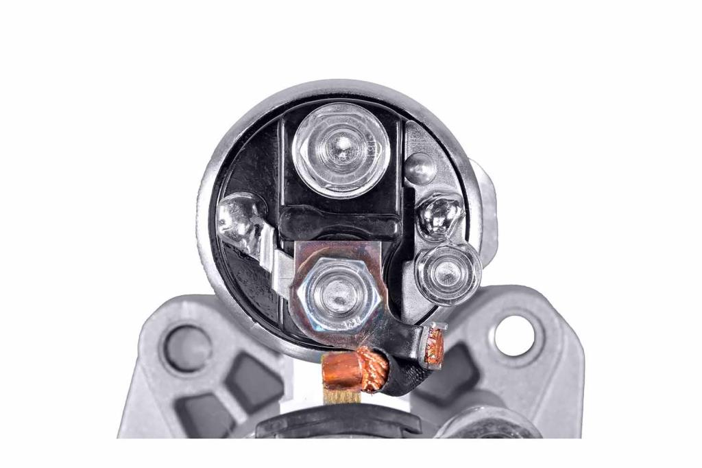 Motor de arranque HELLA 8EA 012 526-261