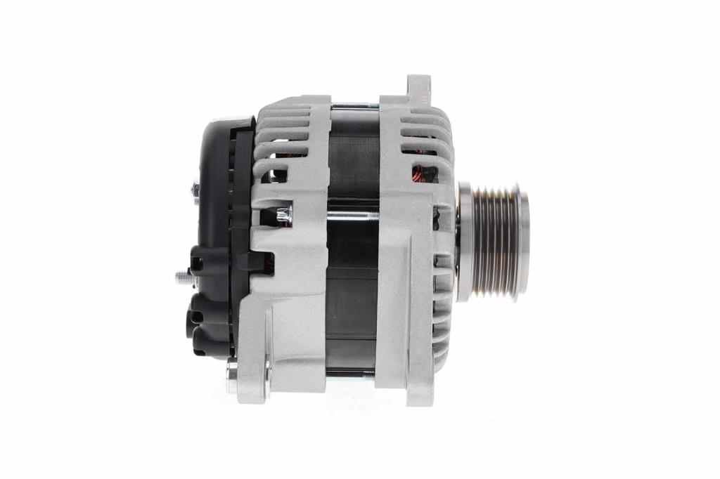 Alternateur HELLA ref. 8EL 011 713-071