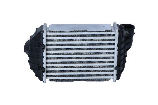 Intercooler, échangeur (Refroidisseur d'air) NRF B.V. ref. 30133