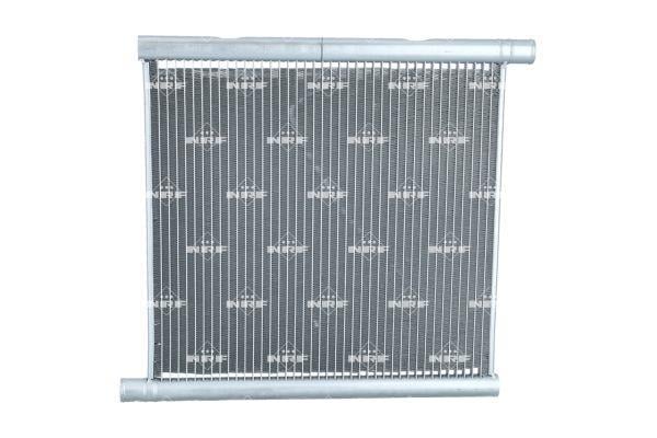 Radiador, refrigeración del motor NRF B.V. ref. 53857