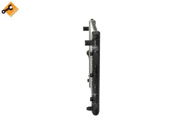 Radiador, refrigeración del motor NRF B.V. ref. 53930A