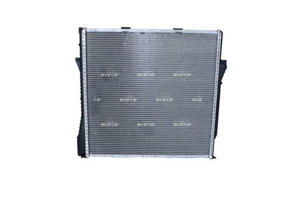 Radiador, refrigeración del motor NRF B.V. ref. 55329