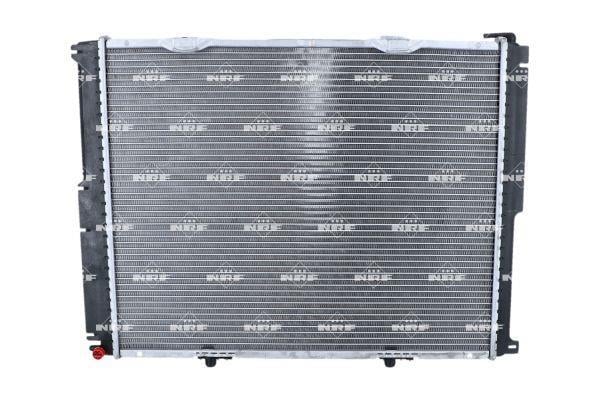 Radiador, refrigeración del motor NRF B.V. ref. 58156