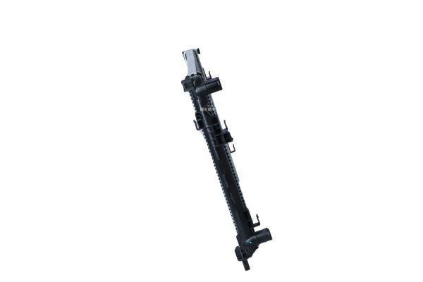 Radiador, refrigeración del motor NRF B.V. ref. 58333