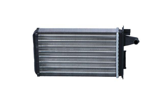 Radiador de calefacción NRF B.V. ref. 58637