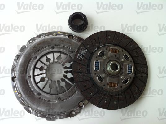 Kit d'embrayage VALEO 826642