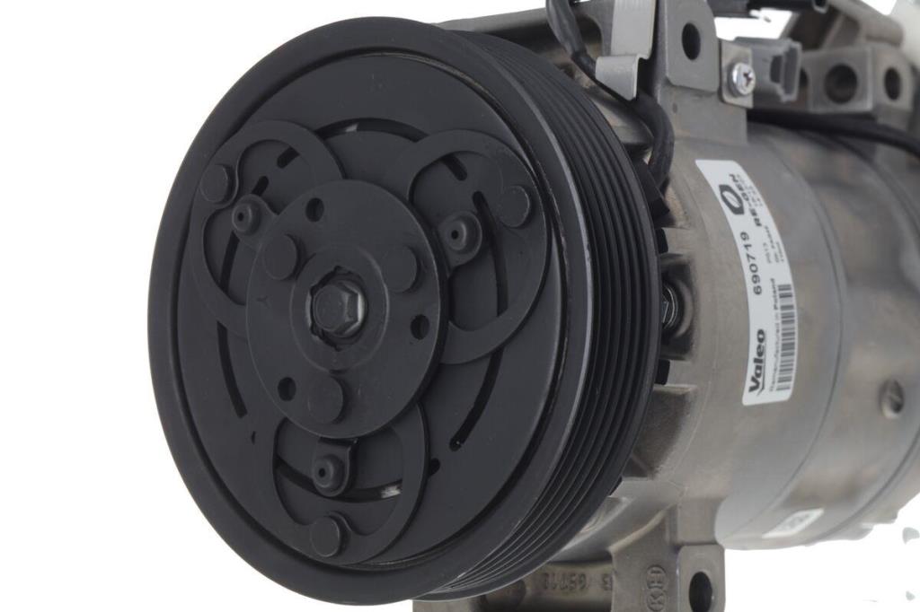 Compresseur, climatisation VALEO ref. 690719