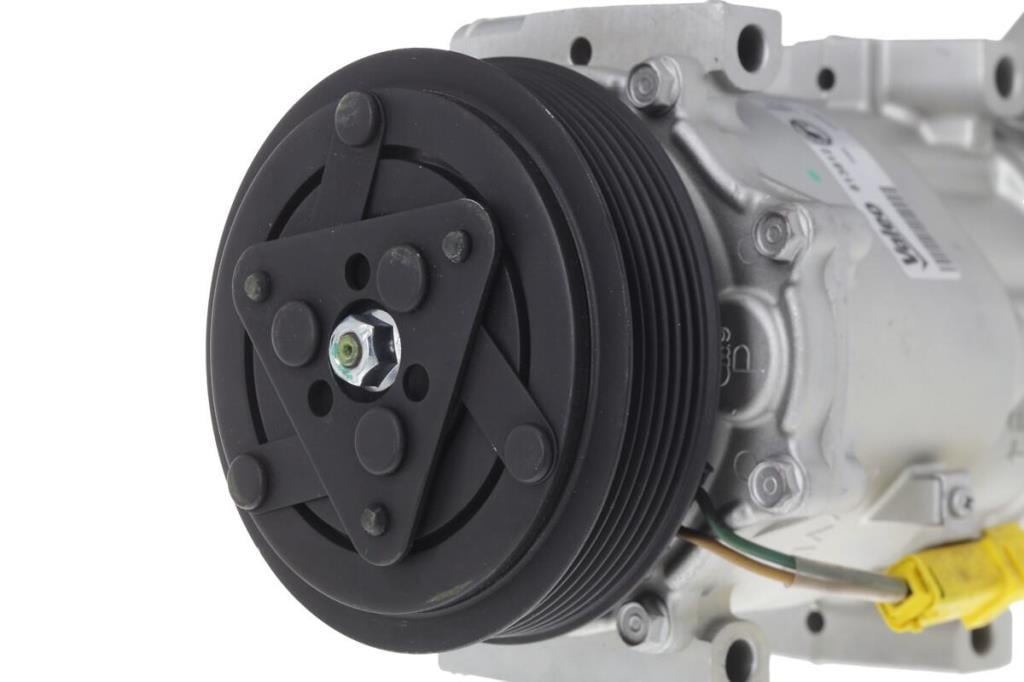 Compresseur, climatisation VALEO ref. 813812