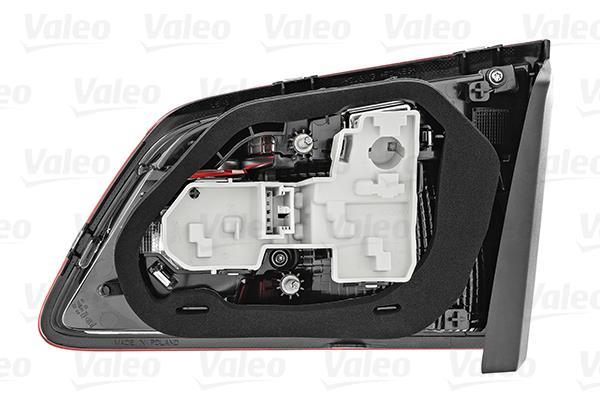 Feu arrière (Phare arrière) VALEO 045384