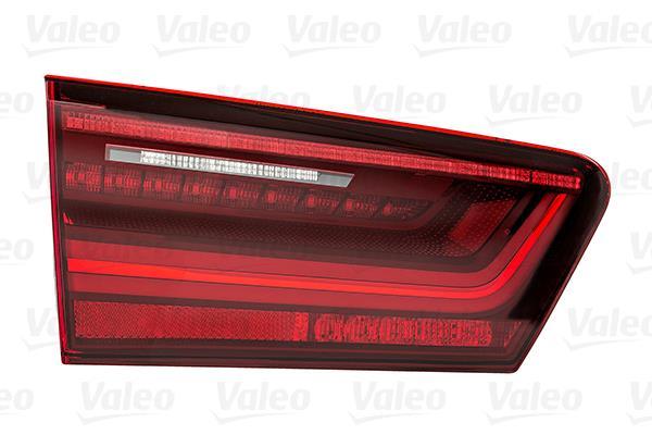 Feu arrière (Phare arrière) VALEO 047020