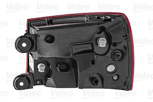 Feu arrière (Phare arrière) VALEO 047022