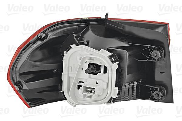 Feu arrière (Phare arrière) VALEO 047046