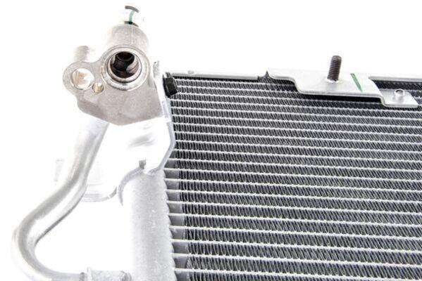 Condenseur, climatisation (Radiateur de climatisation) MAHLE Aftermarket ref. AC 376 000P