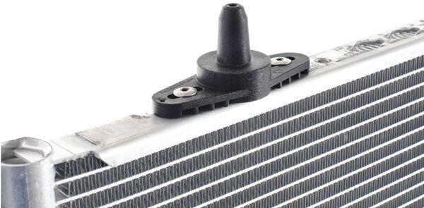 Condenseur, climatisation (Radiateur de climatisation) MAHLE Aftermarket ref. AC 735 000P