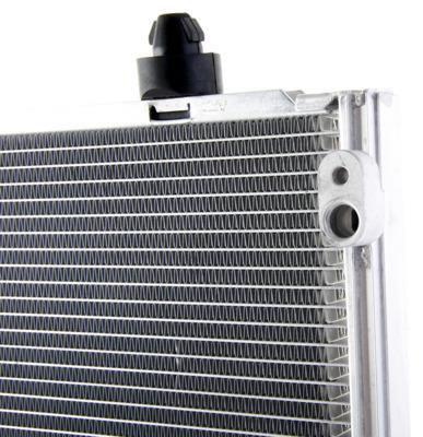 Condenseur, climatisation (Radiateur de climatisation) MAHLE Aftermarket ref. AC 814 000P