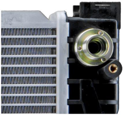 Radiateur moteur (Radiateur de refroidissement) MAHLE Aftermarket CR 132 000S