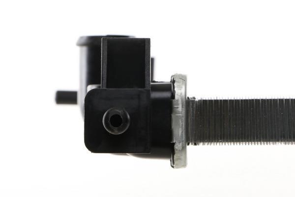 Radiateur moteur (Radiateur de refroidissement) MAHLE Aftermarket ref. CR 438 000S