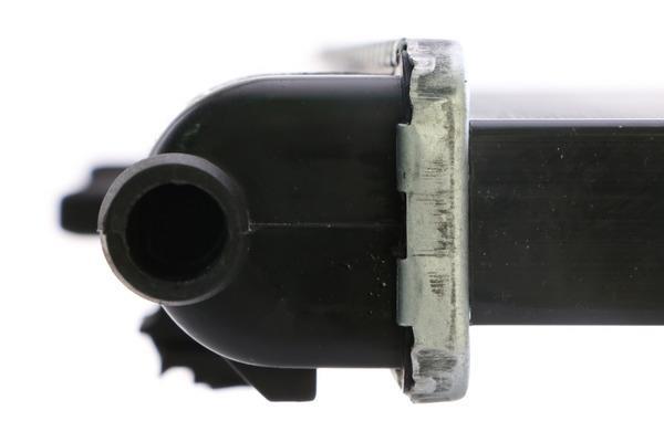 Radiateur moteur (Radiateur de refroidissement) MAHLE Aftermarket ref. CR 557 000S