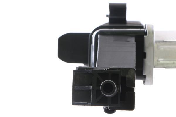 Radiateur moteur (Radiateur de refroidissement) MAHLE Aftermarket ref. CR 833 000S