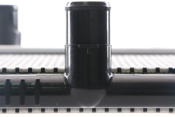 Radiateur moteur (Radiateur de refroidissement) MAHLE Aftermarket ref. CR 856 000S