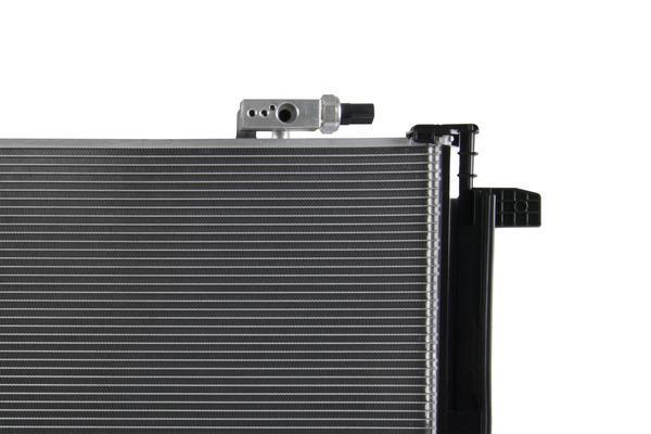 Condenseur, climatisation (Radiateur de climatisation) MAHLE Aftermarket ref. AC 786 000P