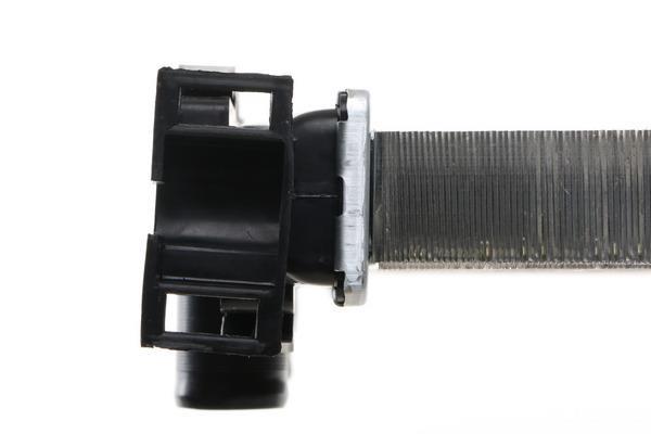 Radiateur moteur (Radiateur de refroidissement) MAHLE Aftermarket ref. CR 41 000S