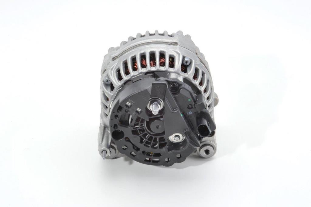 Alternateur BOSCH 1 986 A00 558