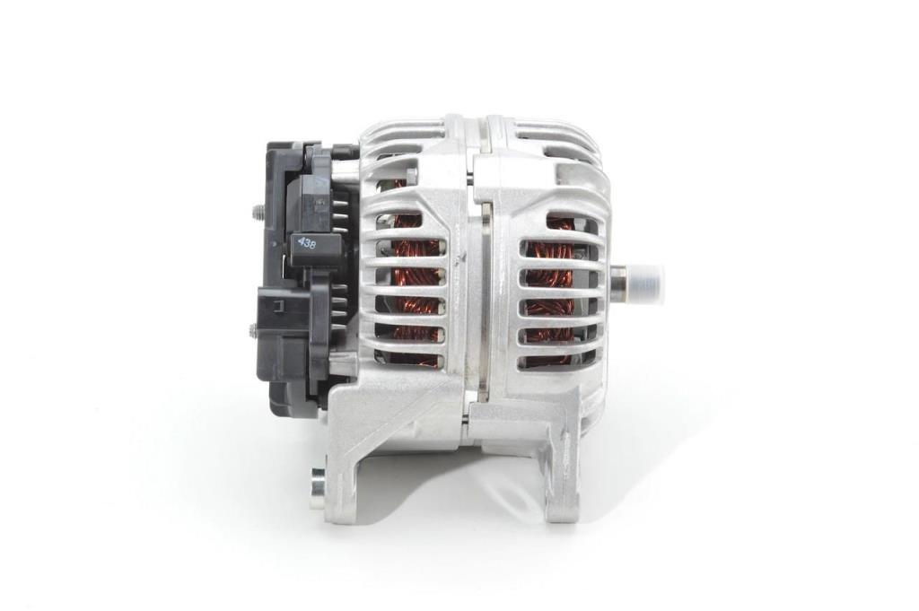 Alternador BOSCH ref. 1 986 A00 533