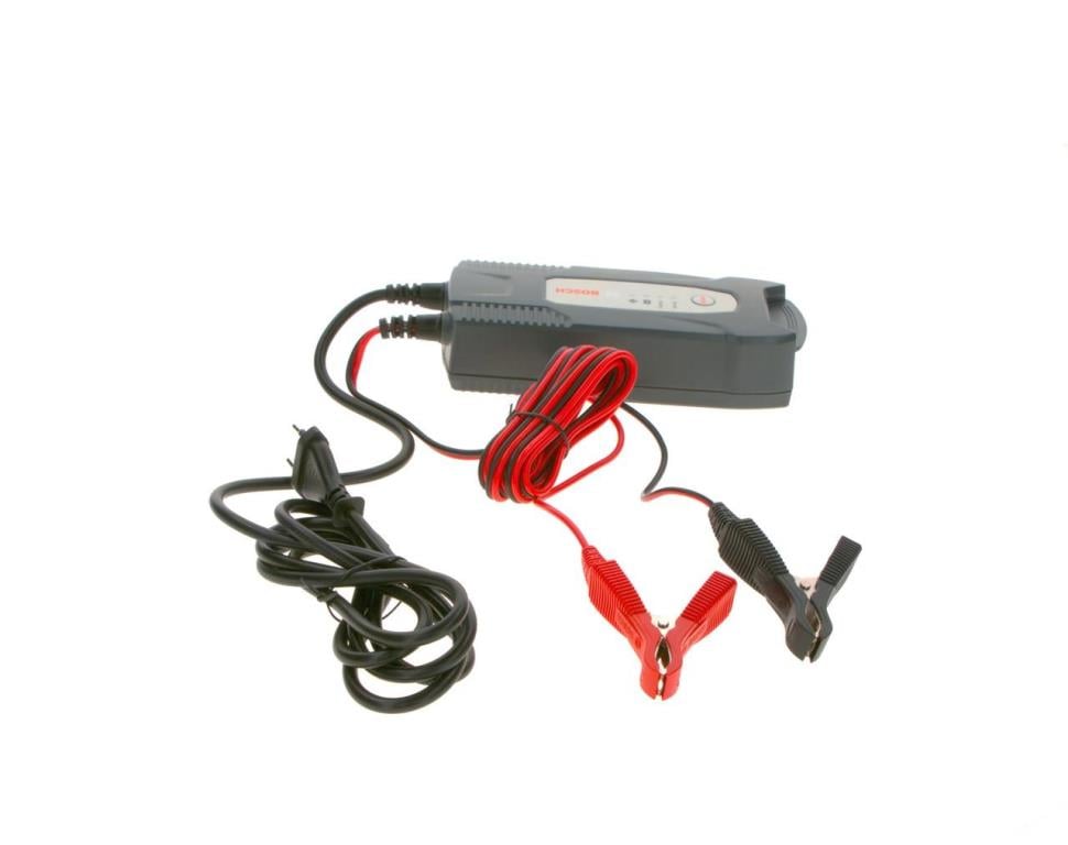 Chargeur de batterie de voiture ((de 6 à 12 V, et câbles)) BOSCH C1 - ref. 0 189 999 01M