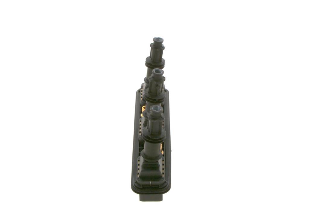 Bobine d'allumage BOSCH 0 221 503 026