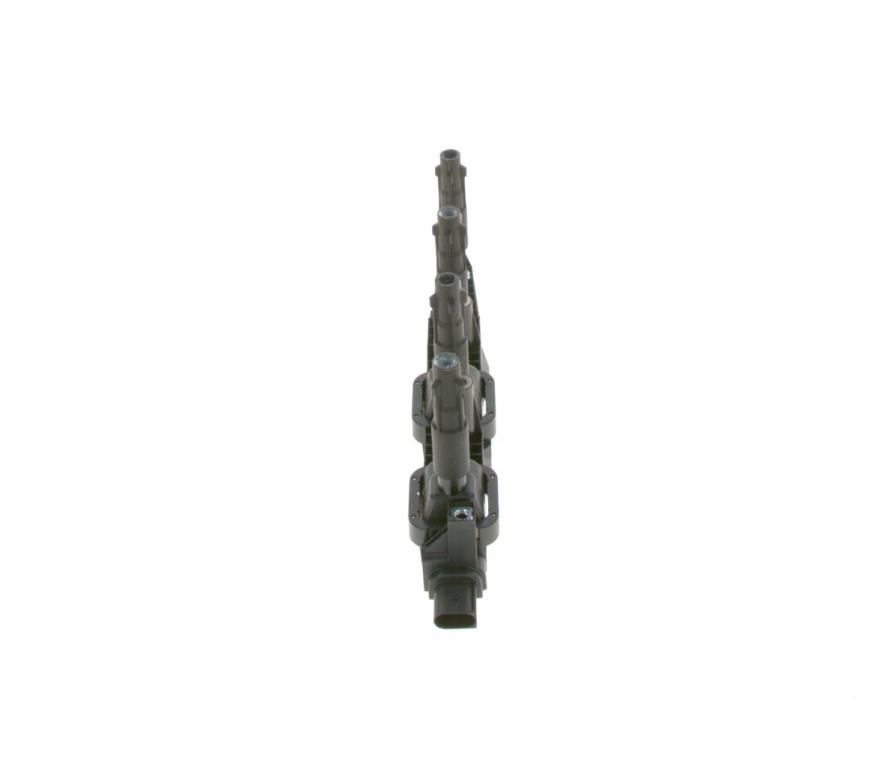 Bobine d'allumage BOSCH 0 221 503 033