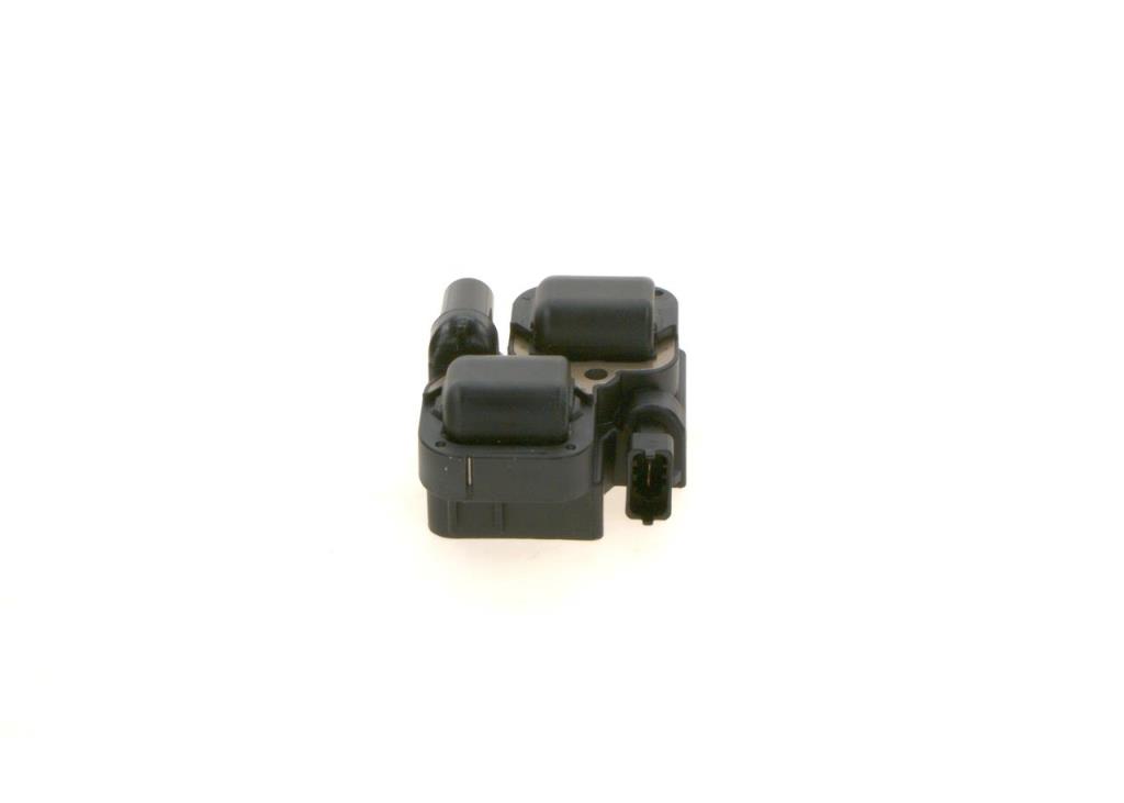 Bobine d'allumage BOSCH 0 221 503 035