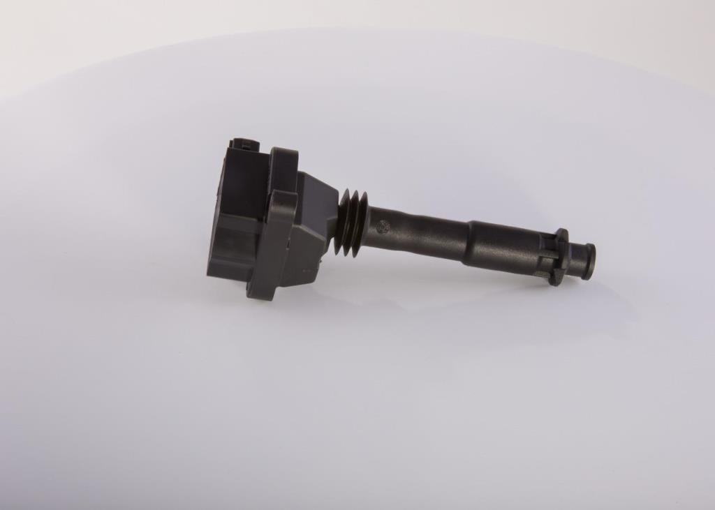 Bobine d'allumage BOSCH 0 221 504 006