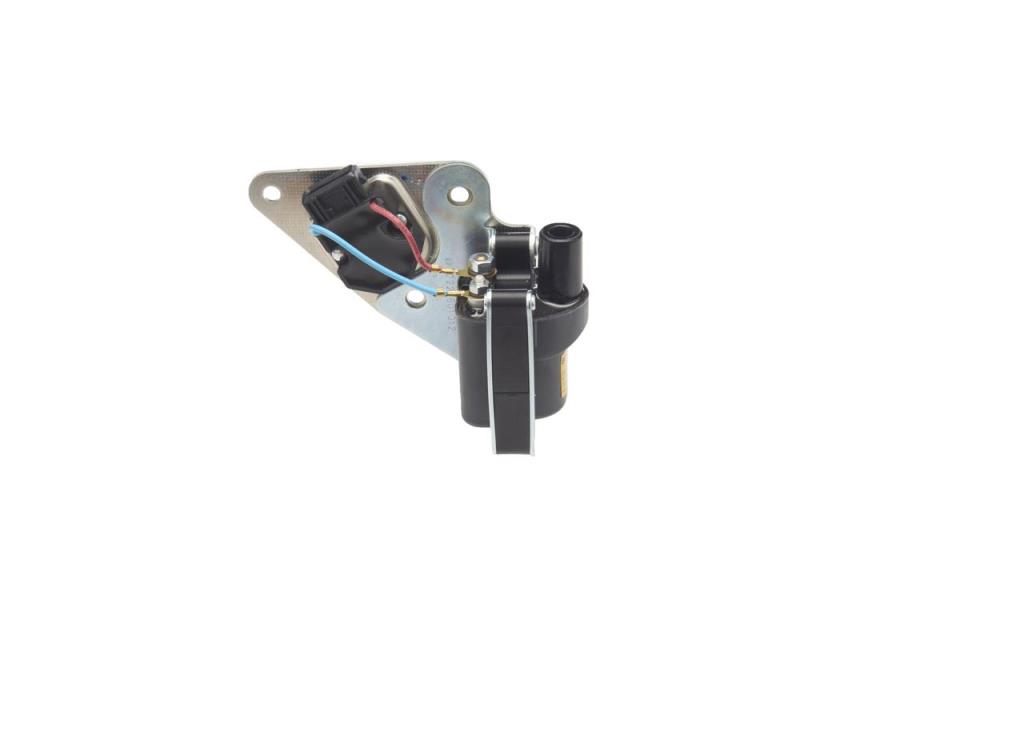Bobine d'allumage BOSCH 0 221 601 012