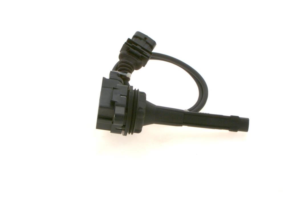 Bobine d'allumage BOSCH 0 221 604 018