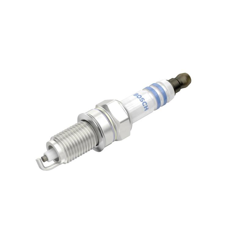 Jeu de 4 bougies d'allumage BOSCH ref. 0 242 135 813