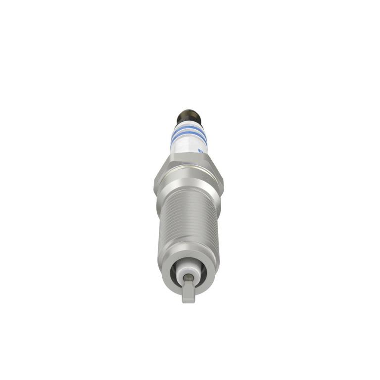 Bougie d'allumage BOSCH ref. 0 242 145 573
