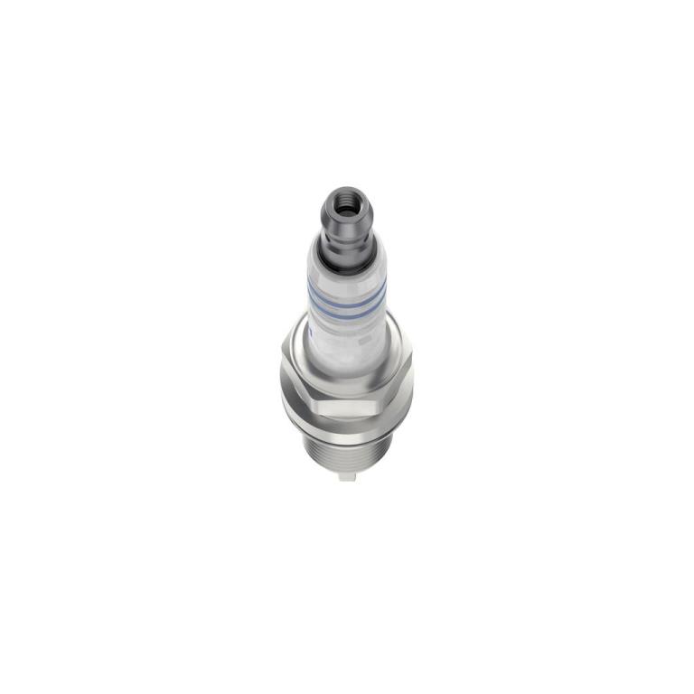 Jeu de 4 bougies d'allumage BOSCH ref. 0 242 230 806
