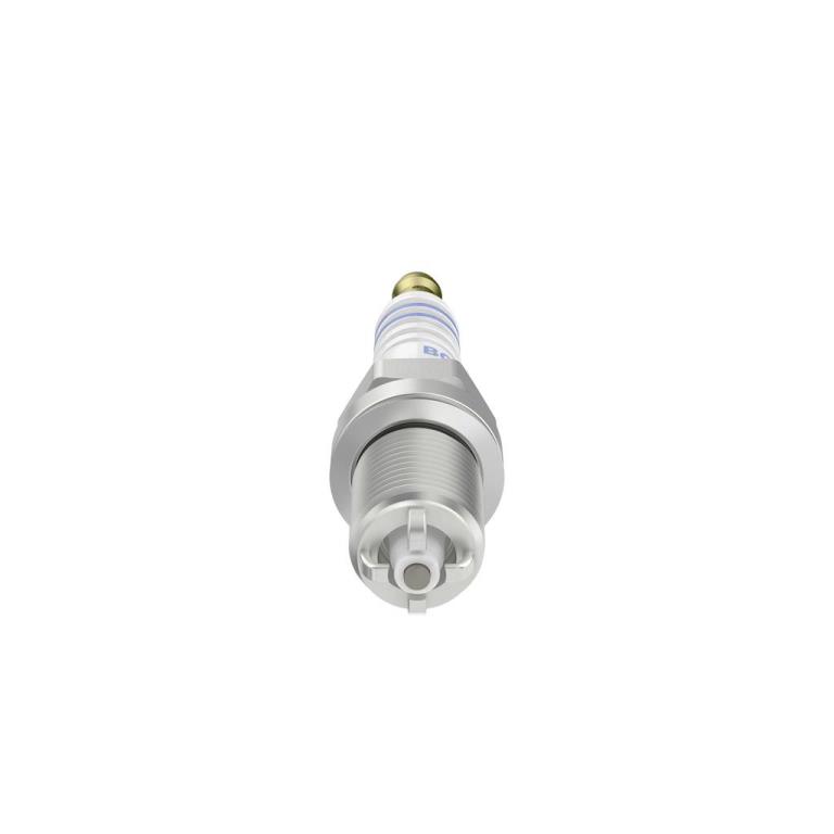 Bougie d'allumage BOSCH ref. 0 242 240 587