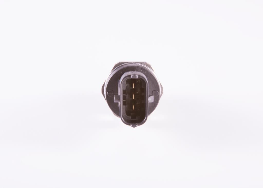 Sensor de pressão do combustível BOSCH 0 281 006 158