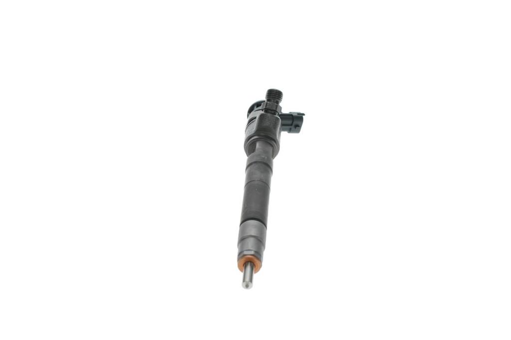Inyector BOSCH ref. 0 445 110 430