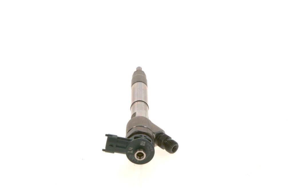 Injector BOSCH ref. 0 445 110 586