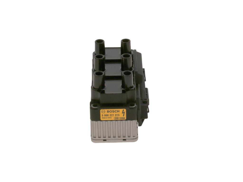 Bobine d'allumage BOSCH ref. 0 986 221 015