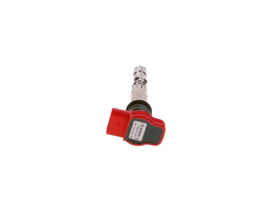 Bobine d'allumage BOSCH 0 986 221 053